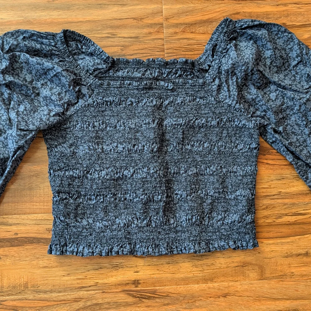 Blue Smocked Puff Sleeve Blouse - Picture 2 of 8